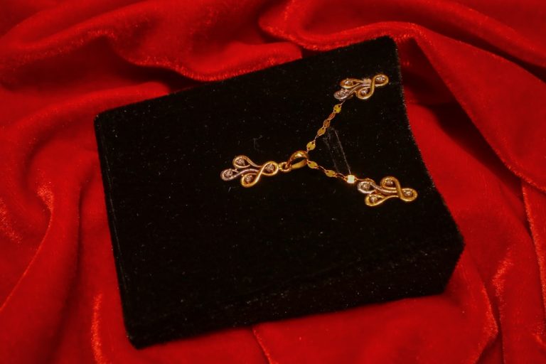 Discover the Timeless Elegance of Jewelry at Gleamhavenshop